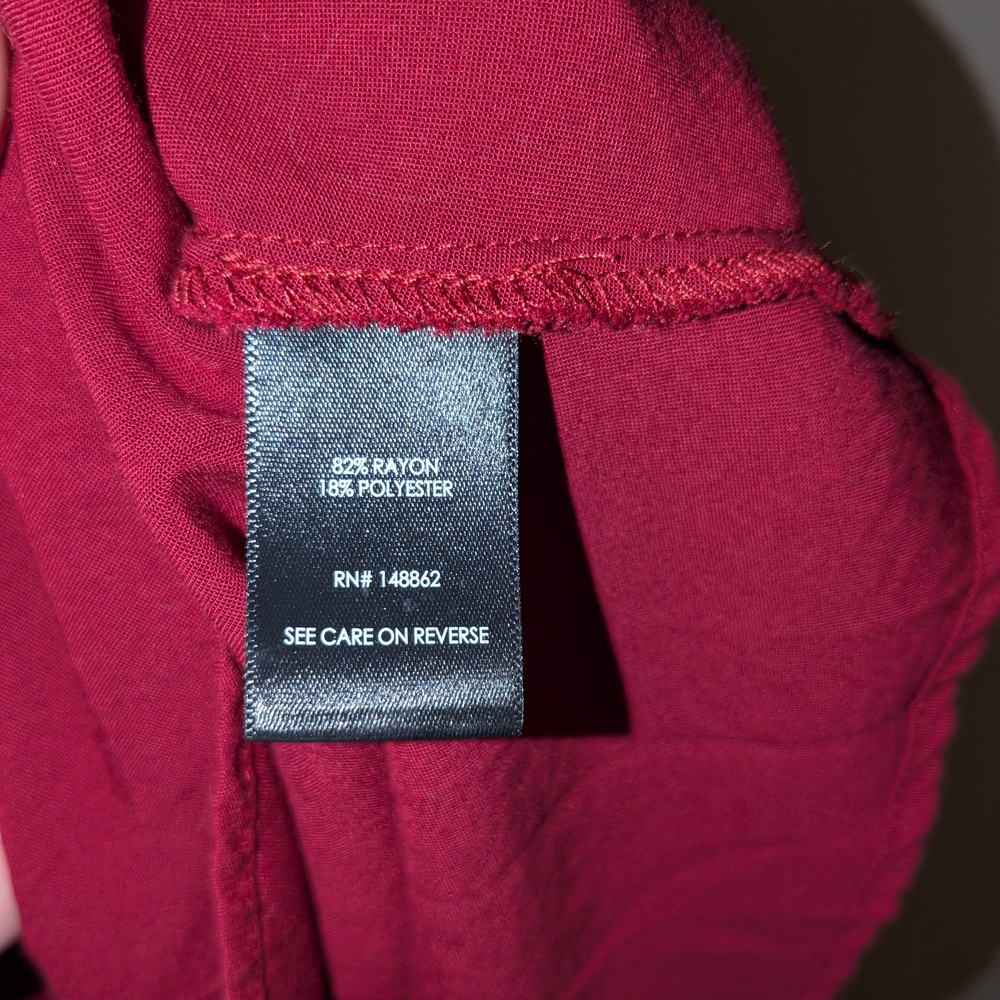 Torrid Red Top - Picture 4 of 6